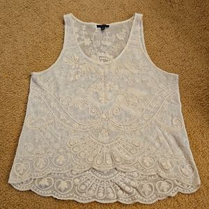 GUC Beautiful Polo lace/crochet style tank